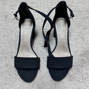 Old Navy suede 3 inch heels